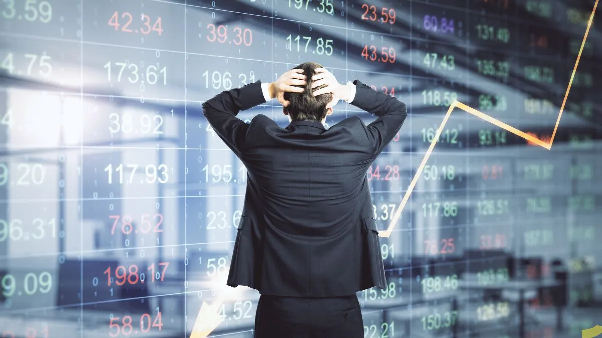 japans-nikkei-stock-index-falls-over-4000-points-in-global-selloff-indian-market-tumble-over-2-pc